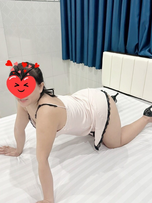 Mai Anh gái gọi nguyễn thị nhỏ quân 11 mông to vú bím hồng hào